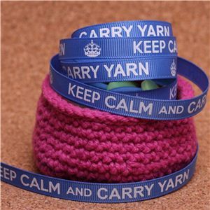 Knit Ribbons - Carry Yarn Capri
